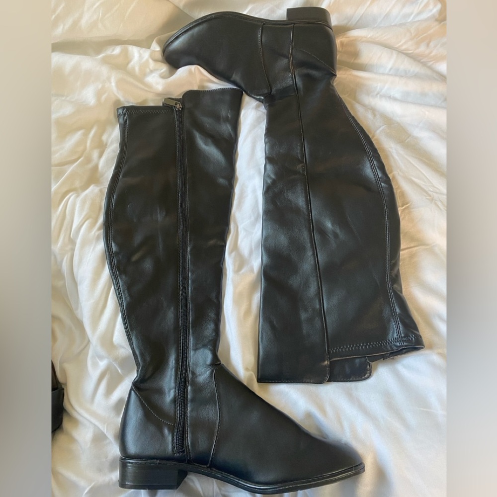 Merona Black Faur Leather Above Knee Boots Women's size 8.5 Zipper